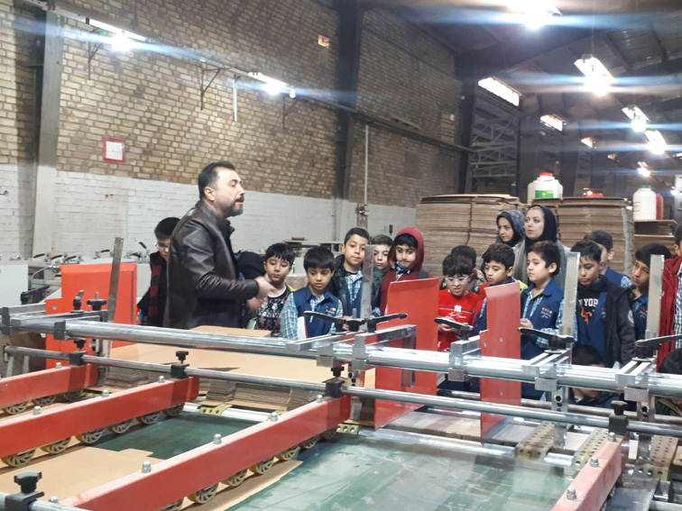 بازدید-کارخانه-کارتن-سازی-1